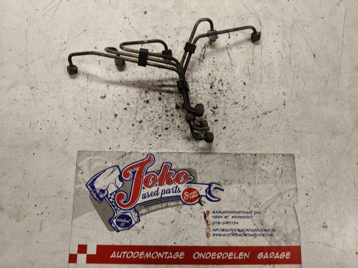 Gebruikte Dieselleiding Set Volvo V70 (GW/LW/LZ) 2.5 TDI Prijs op aanvraag aangeboden door Autodemontage Joko B.V.