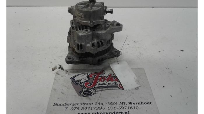 Dynamo van een Ford Transit 2.5TDi 2001