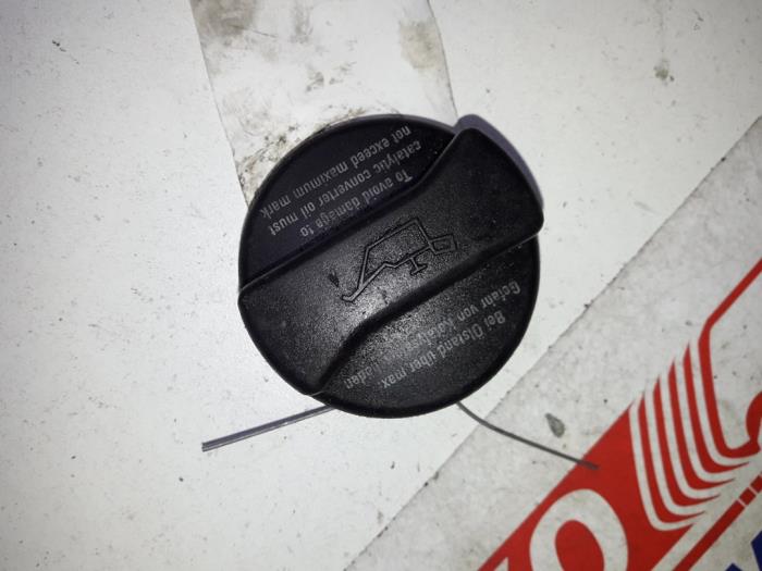 Gebruikte Oliedop Volkswagen Passat Variant (3B5) 1.8 20V Prijs op aanvraag aangeboden door Autodemontage Joko B.V.