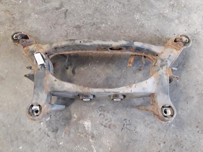 Gebruikte Subframe Mercedes CLK (R208) 2.3 230K 16V Prijs op aanvraag aangeboden door Autodemontage Joko B.V.