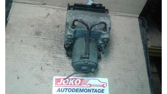 Gebruikte ABS Pomp Peugeot Partner 1.9 D Prijs op aanvraag aangeboden door Autodemontage Joko B.V.