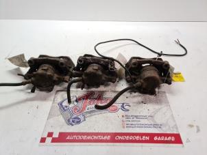 Gebruikte Remklauw (Tang) links-voor Mercedes 190 (W201) 2.0 E Prijs op aanvraag aangeboden door Autodemontage Joko B.V.