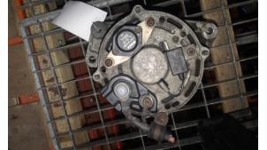 Gebruikte Dynamo Volkswagen Golf I Cabrio (155) 1.8 i Kat. Prijs op aanvraag aangeboden door Autodemontage Joko B.V.