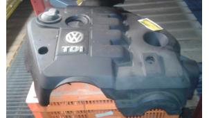 Gebruikte Motor Beschermplaat Volkswagen Passat Variant (3B6) 1.9 TDI 130 Prijs op aanvraag aangeboden door Autodemontage Joko B.V.