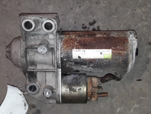 Gebruikte Startmotor Renault Espace (JE) 3.0i V6 24V Prijs op aanvraag aangeboden door Autodemontage Joko B.V.