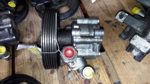 Gebruikte Pomp Servo Peugeot 607 (9D/U) 2.0 HDi FAP Prijs op aanvraag aangeboden door Autodemontage Joko B.V.