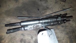 Gebruikte Gloeikaars Saab 9-3 I (YS3D) 2.2 TiD Kat. Prijs op aanvraag aangeboden door Autodemontage Joko B.V.