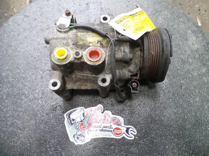 Gebruikte Aircopomp Ford Mondeo III 2.0 16V Prijs op aanvraag aangeboden door Autodemontage Joko B.V.