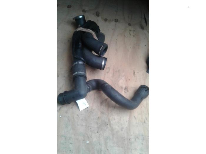 Gebruikte Intercooler Slang Peugeot 807 2.0 HDi FAP Prijs op aanvraag aangeboden door Autodemontage Joko B.V.