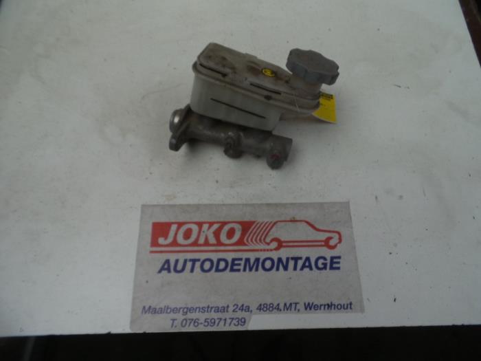 Gebruikte Hoofdremcilinder Hyundai Getz 1.5 CRDi 16V Prijs op aanvraag aangeboden door Autodemontage Joko B.V.