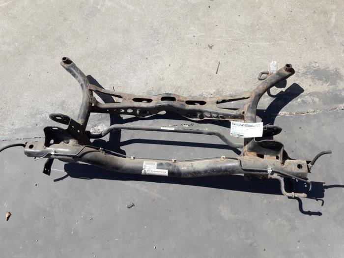 Gebruikte Subframe Volkswagen Golf V (1K1) 1.9 TDI Prijs op aanvraag aangeboden door Autodemontage Joko B.V.