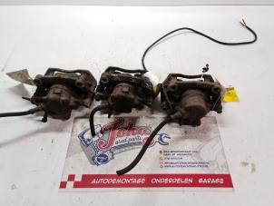 Gebruikte Remklauw (Tang) links-voor Mercedes 190 (W201) 2.0 E Prijs op aanvraag aangeboden door Autodemontage Joko B.V.