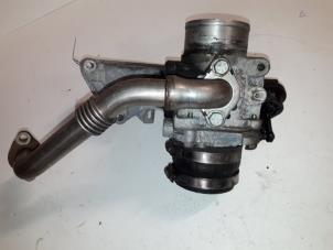 Gebruikte Gasklephuis Renault Espace (JK) 2.2 dCi 16V Prijs op aanvraag aangeboden door Autodemontage Joko B.V.