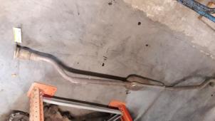Gebruikte Uitlaat Middendemper Renault Vel Satis (BJ) 2.0 16V Turbo Prijs op aanvraag aangeboden door Autodemontage Joko B.V.