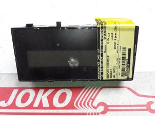 Gebruikte Display Interieur Renault Vel Satis (BJ) 2.0 16V Turbo Prijs op aanvraag aangeboden door Autodemontage Joko B.V.