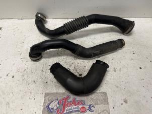 Gebruikte Intercooler Slang Ssang Yong Rexton 2.7 CRDi Prijs op aanvraag aangeboden door Autodemontage Joko B.V.