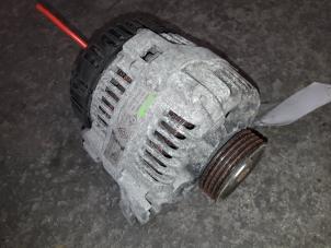 Gebruikte Dynamo Renault Twingo (C06) 1.2 Prijs op aanvraag aangeboden door Autodemontage Joko B.V.