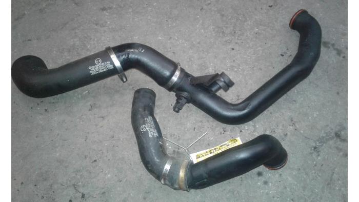 Gebruikte Intercooler Slang Mercedes A (W168) 1.7 A-160 CDI 16V Prijs op aanvraag aangeboden door Autodemontage Joko B.V.