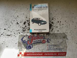 Gebruikte Instructie Boekje Renault R9 Prijs op aanvraag aangeboden door Autodemontage Joko B.V.