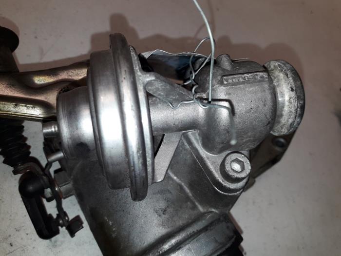 Gebruikte EGR Klep Mercedes C (W202) 2.2 C-220 D 16V Prijs op aanvraag aangeboden door Autodemontage Joko B.V.