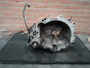 Gebruikte Versnellingsbak Mitsubishi Carisma 1.6i 16V Prijs op aanvraag aangeboden door Autodemontage Joko B.V.