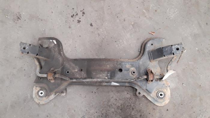 Gebruikte Subframe Fiat Stilo (192A/B) 1.2 16V 3-Drs. Prijs op aanvraag aangeboden door Autodemontage Joko B.V.