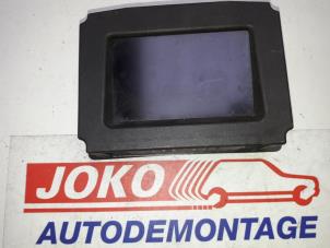 Gebruikte Display Interieur Opel Vectra C GTS 2.2 DIG 16V Prijs op aanvraag aangeboden door Autodemontage Joko B.V.