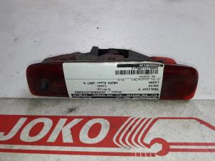Gebruikte Extra Remlicht midden Dacia Logan MCV (KS) 1.5 dCi Prijs op aanvraag aangeboden door Autodemontage Joko B.V.