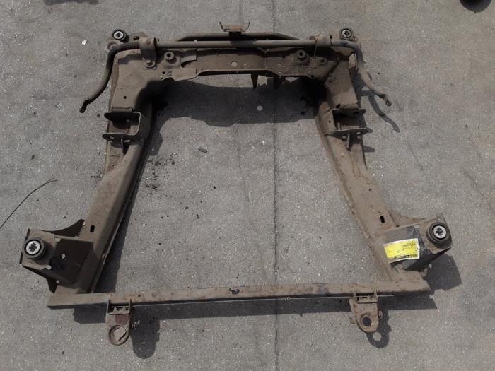 Gebruikte Subframe Ford Mondeo III 2.0 TDCi/TDDi 115 16V Prijs op aanvraag aangeboden door Autodemontage Joko B.V.