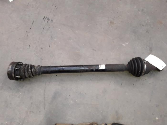 Gebruikte Steekas rechts-voor Volkswagen Bora (1J2) 2.0 Prijs op aanvraag aangeboden door Autodemontage Joko B.V.