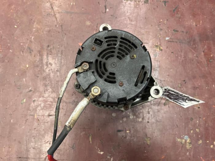 Gebruikte Dynamo Mercedes C (W202) 1.8 C-180 16V Prijs op aanvraag aangeboden door Autodemontage Joko B.V.