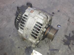 Gebruikte Dynamo Volkswagen Transporter/Caravelle T4 2.4 D Syncro Prijs op aanvraag aangeboden door Autodemontage Joko B.V.