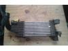 Intercooler van een Opel Astra H SW (L35), 2004 / 2014 1.7 CDTi 16V, Combi/o, Diesel, 1.686cc, 74kW (101pk), FWD, Z17DTH; EURO4, 2004-08 / 2010-10, L35 2005