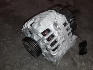 Gebruikte Dynamo Renault Twingo (C06) 1.2 Prijs op aanvraag aangeboden door Autodemontage Joko B.V.