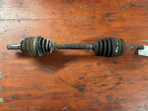 Gebruikte Homokineetas links-voor Opel Tigra (75) 1.4i 16V Prijs op aanvraag aangeboden door Autodemontage Joko B.V.