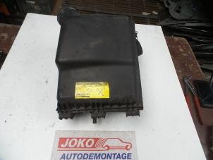 Gebruikte Luchtfilterhuis Mercedes Vito (638.1/2) 2.3 110D Prijs op aanvraag aangeboden door Autodemontage Joko B.V.