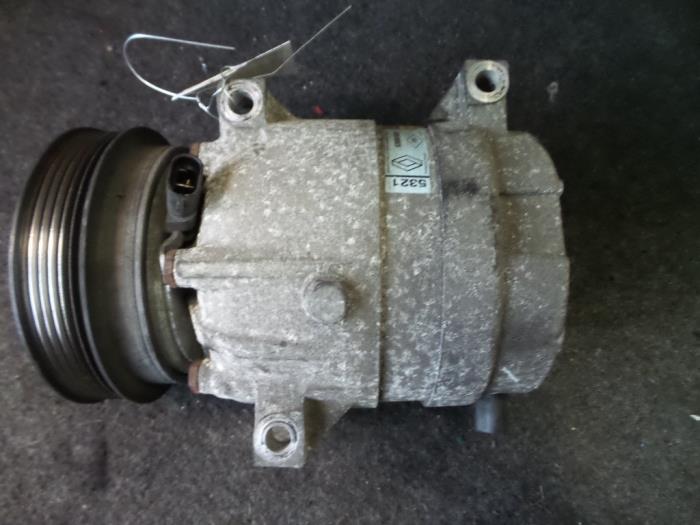 Gebruikte Aircopomp Renault Laguna II Grandtour (KG) 1.6 16V Prijs op aanvraag aangeboden door Autodemontage Joko B.V.