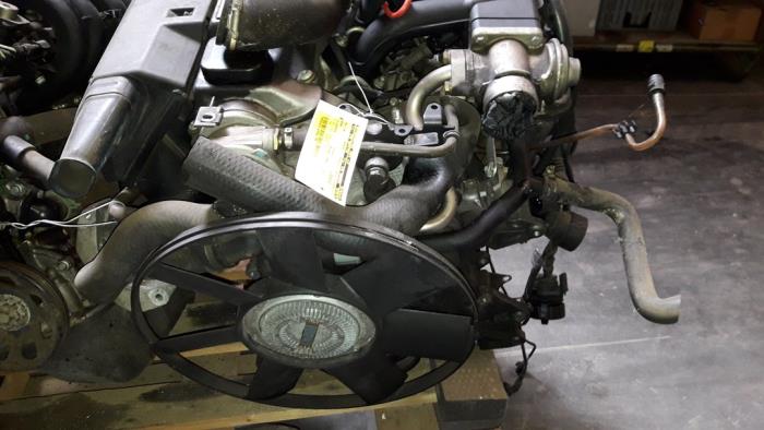 Motor van een BMW 3 serie Compact (E36/5) 318 tds 1998
