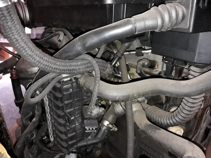 Motor van een BMW 3 serie Compact (E36/5) 318 tds 1998