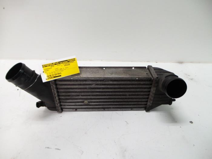 Gebruikte Intercooler Peugeot 307 SW (3H) 2.0 HDi 110 FAP Prijs op aanvraag aangeboden door Autodemontage Joko B.V.