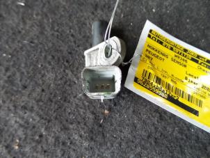 Gebruikte Nokkenas Sensor Peugeot 307 SW (3H) 2.0 HDi 110 FAP Prijs op aanvraag aangeboden door Autodemontage Joko B.V.