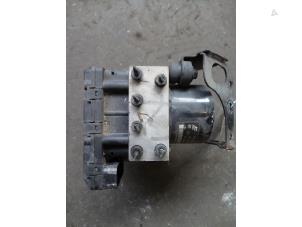 Gebruikte ABS Pomp Ford Galaxy (WGR) 1.9 TDI Prijs op aanvraag aangeboden door Autodemontage Joko B.V.