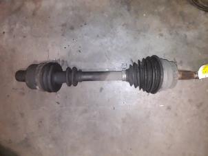 Gebruikte Cardanas rechts-voor (VWA) Saab 900 II 2.0 i,Si 16V Prijs op aanvraag aangeboden door Autodemontage Joko B.V.