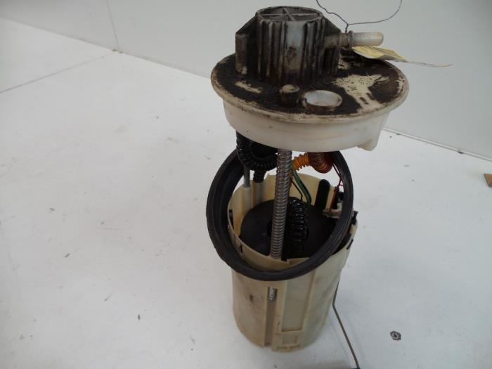 Gebruikte Tank element Pomp Alfa Romeo 146 (930B) 1.4 Twin Spark 16V Prijs op aanvraag aangeboden door Autodemontage Joko B.V.