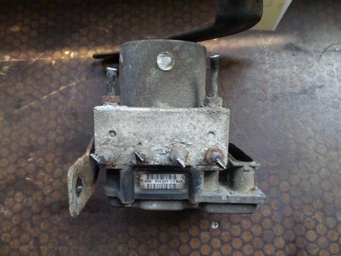 Gebruikte ABS Pomp Hyundai Getz 1.5 CRDi 12V Prijs op aanvraag aangeboden door Autodemontage Joko B.V.