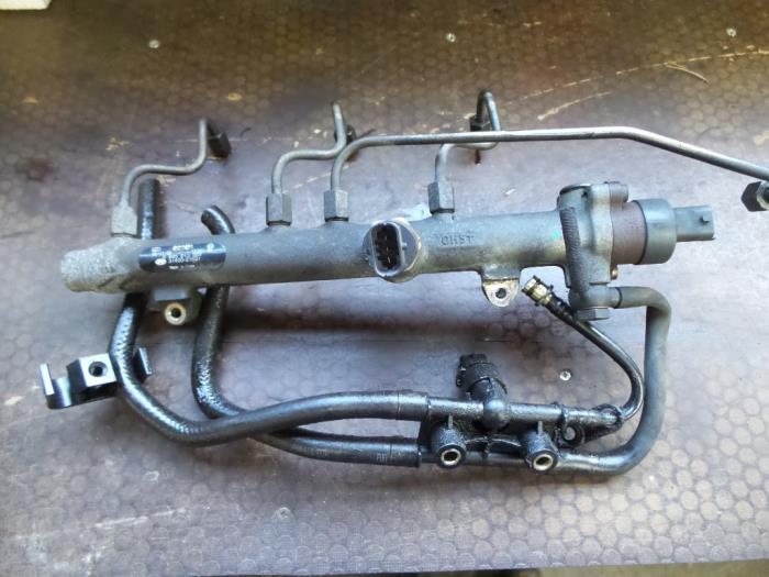 Gebruikte Dieselleiding Set Hyundai Getz 1.5 CRDi 12V Prijs op aanvraag aangeboden door Autodemontage Joko B.V.