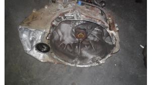 Gebruikte Versnellingsbak Nissan X-Trail (T30) 2.2 Di 4x4 Prijs op aanvraag aangeboden door Autodemontage Joko B.V.