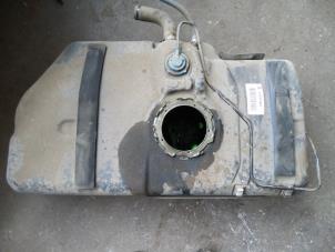 Gebruikte Brandstoftank Opel Zafira (M75) 2.2 16V Direct Ecotec Prijs op aanvraag aangeboden door Autodemontage Joko B.V.