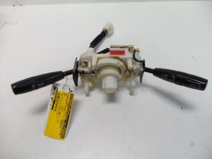 Gebruikte Combischakelaar Stuurkolom Kia Rio (DC22/24) 1.5 16V Prijs op aanvraag aangeboden door Autodemontage Joko B.V.