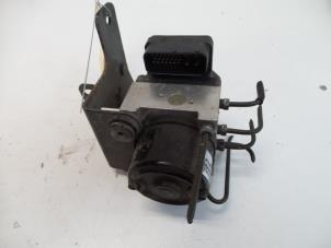 Gebruikte ABS Pomp Kia Rio (DC22/24) 1.5 16V Prijs op aanvraag aangeboden door Autodemontage Joko B.V.